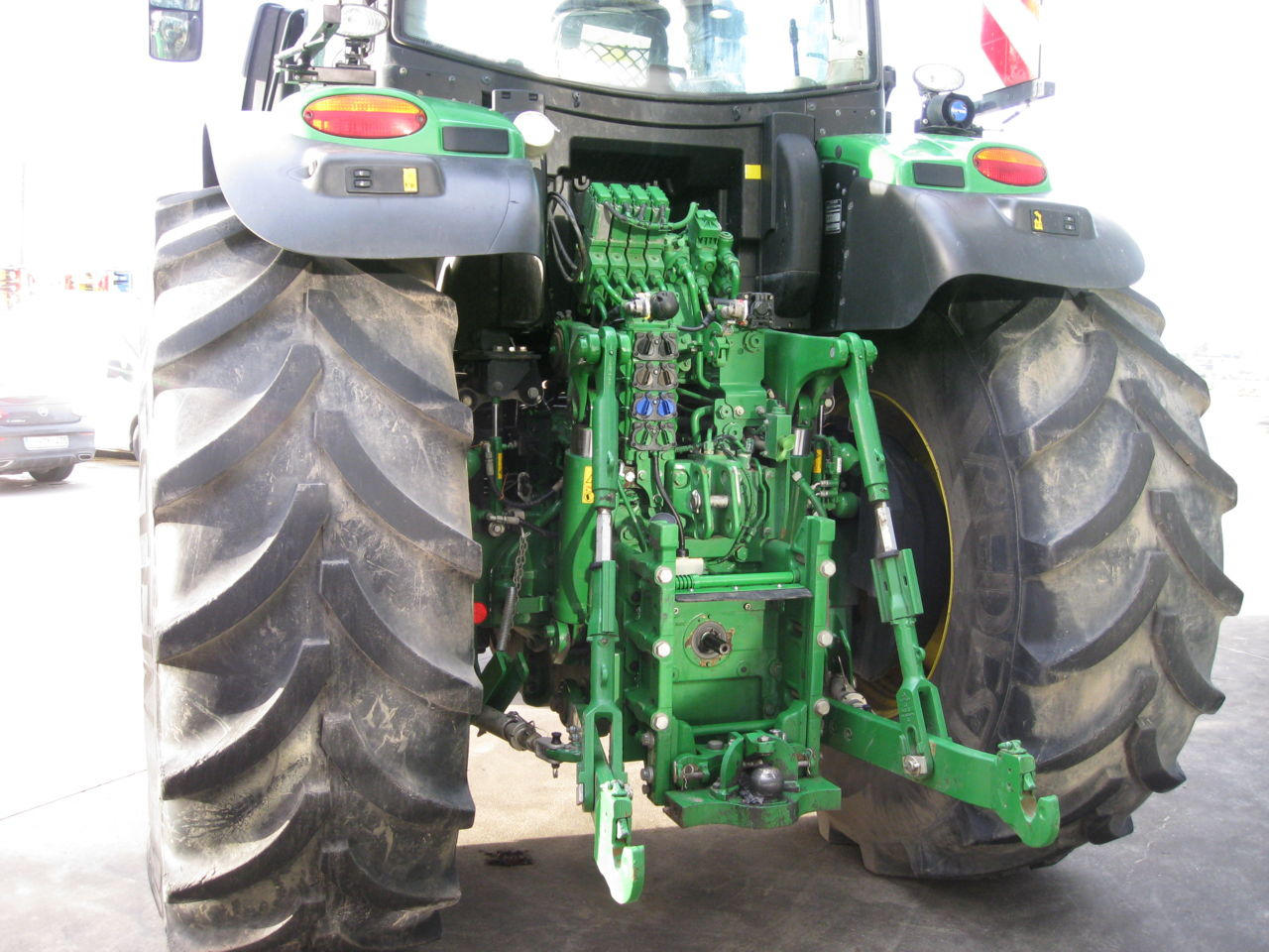 John Deere 6250R - Traktor: das Bild 3 John Deere 6250R - Traktor: das Bild 3