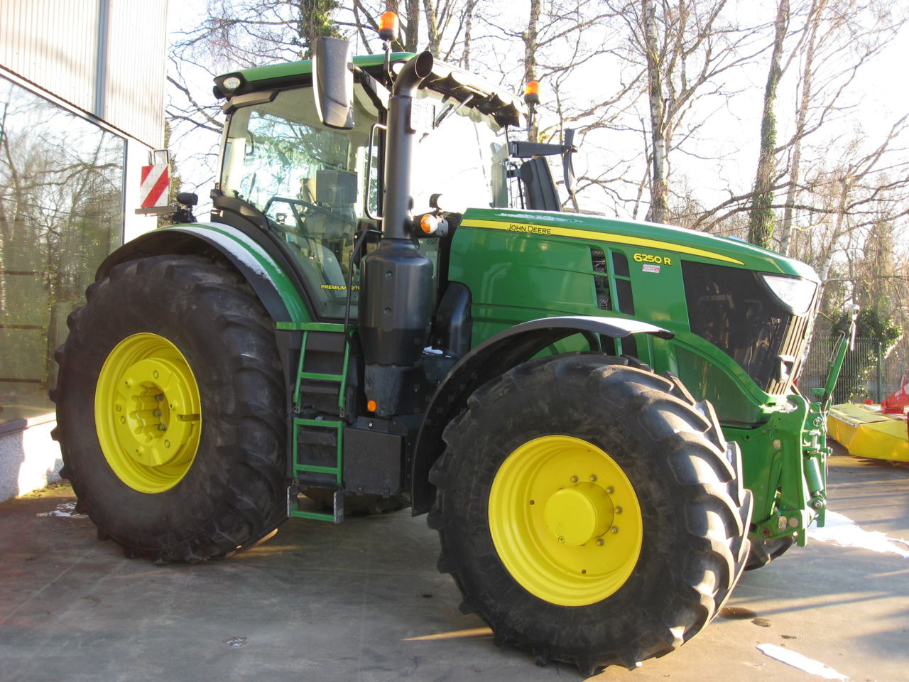 John Deere 6250R - Traktor: das Bild 5 John Deere 6250R - Traktor: das Bild 5
