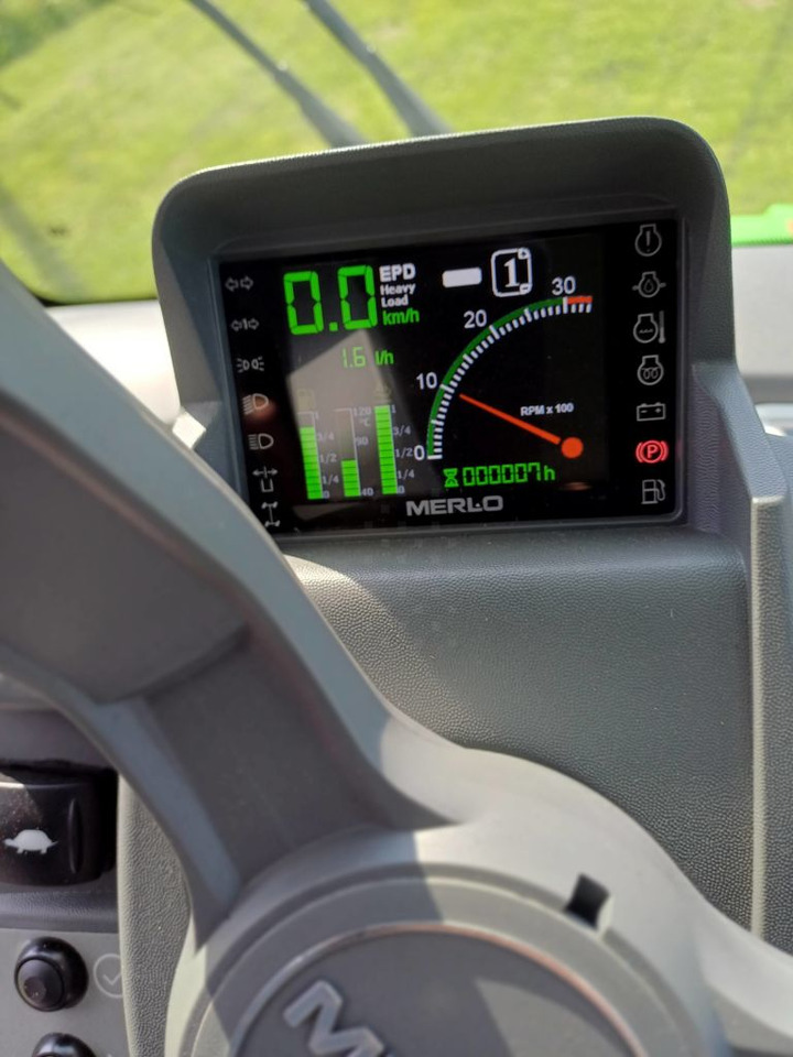 Merlo TF38.10 TT CS 136 - Teleskoplader: das Bild 5 Merlo TF38.10 TT CS 136 - Teleskoplader: das Bild 5