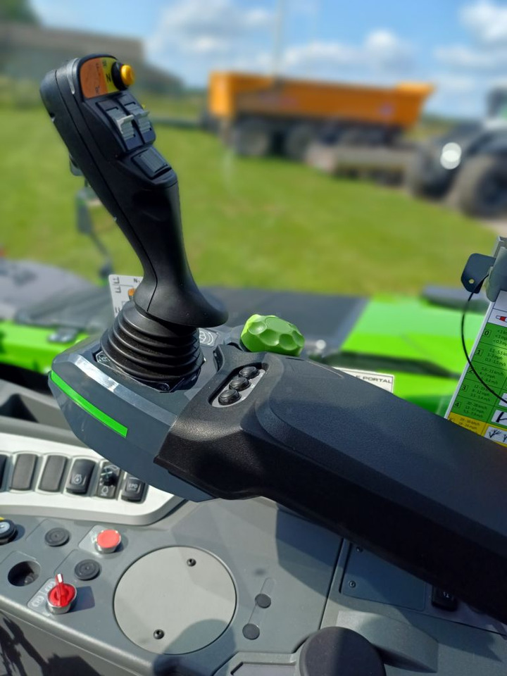 Merlo TF38.10 TT CS 136 - Teleskoplader: das Bild 2 Merlo TF38.10 TT CS 136 - Teleskoplader: das Bild 2