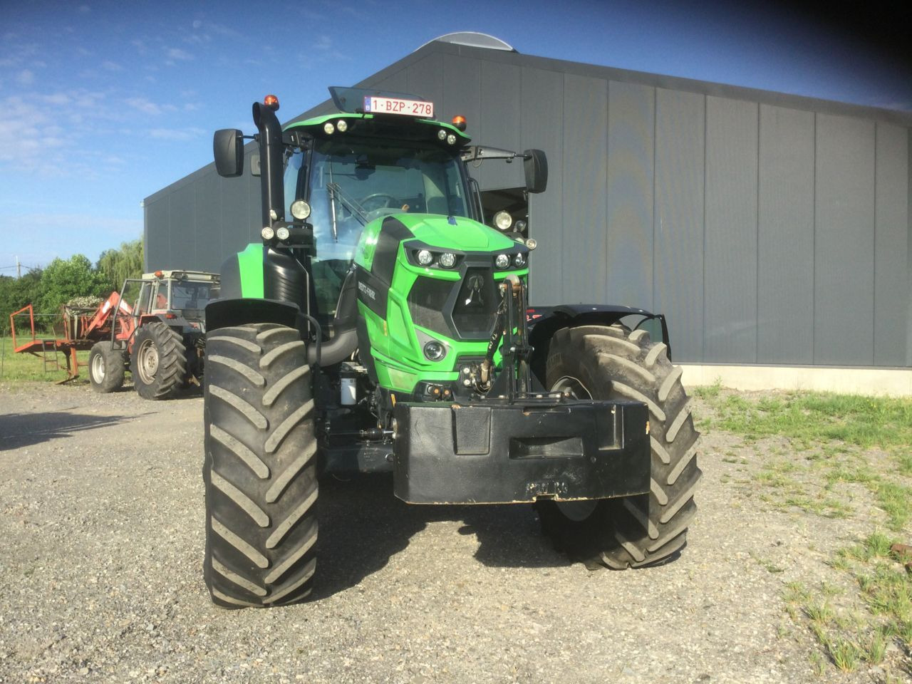 Deutz-Fahr AGROTRON 7250 TTV - Traktor: das Bild 4 Deutz-Fahr AGROTRON 7250 TTV - Traktor: das Bild 4