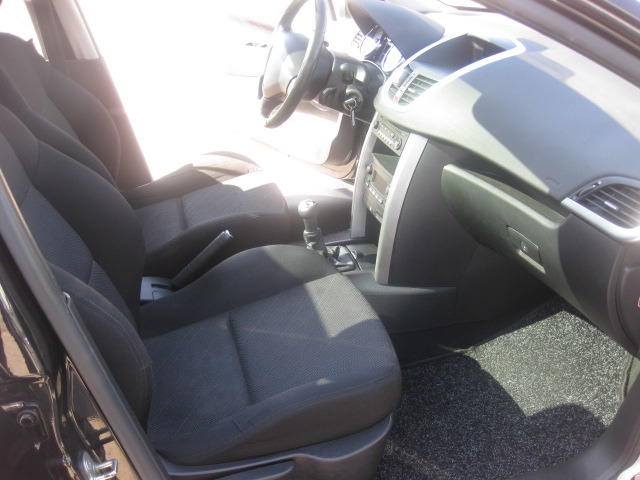 PEUGEOT 207 SW - PKW: das Bild 3 PEUGEOT 207 SW - PKW: das Bild 3