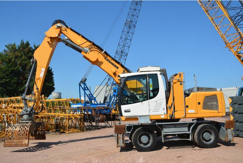 Liebherr LH 22 M - Umschlagbagger: das Bild 1 Liebherr LH 22 M - Umschlagbagger: das Bild 1