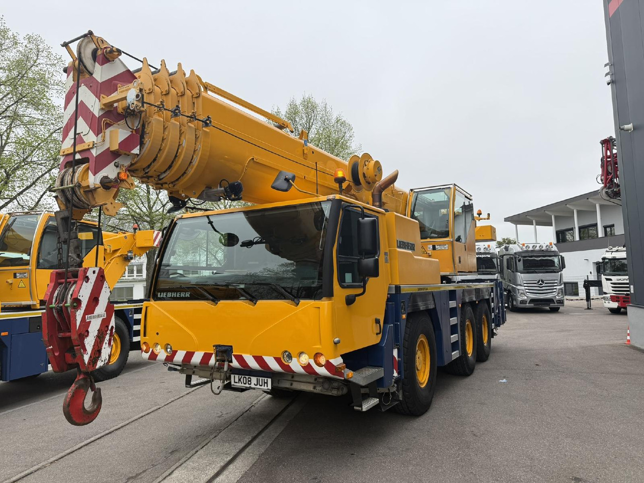Liebherr LTM 1055-3.2 (08 - 084 745) | 6 x 6 - Mobilkran: das Bild 2 Liebherr LTM 1055-3.2 (08 - 084 745) | 6 x 6 - Mobilkran: das Bild 2