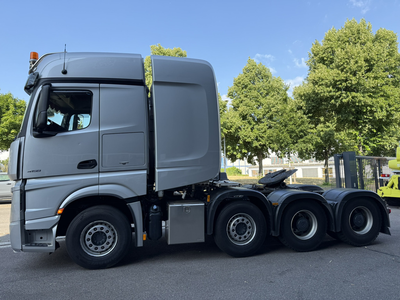 Mercedes-Benz 2015 Actros 4158 SLT 8x4 (ZGG 155 t) - Sattelzugmaschine: das Bild 5 Mercedes-Benz 2015 Actros 4158 SLT 8x4 (ZGG 155 t) - Sattelzugmaschine: das Bild 5