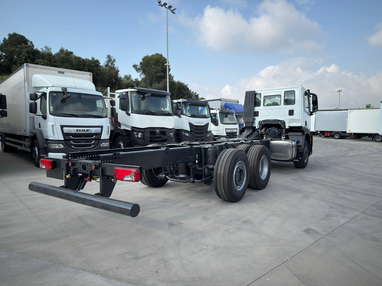 IVECO AD280X40 YPS ON X-WAY E6 (Chassis) - Fahrgestell LKW: das Bild 4 IVECO AD280X40 YPS ON X-WAY E6 (Chassis) - Fahrgestell LKW: das Bild 4
