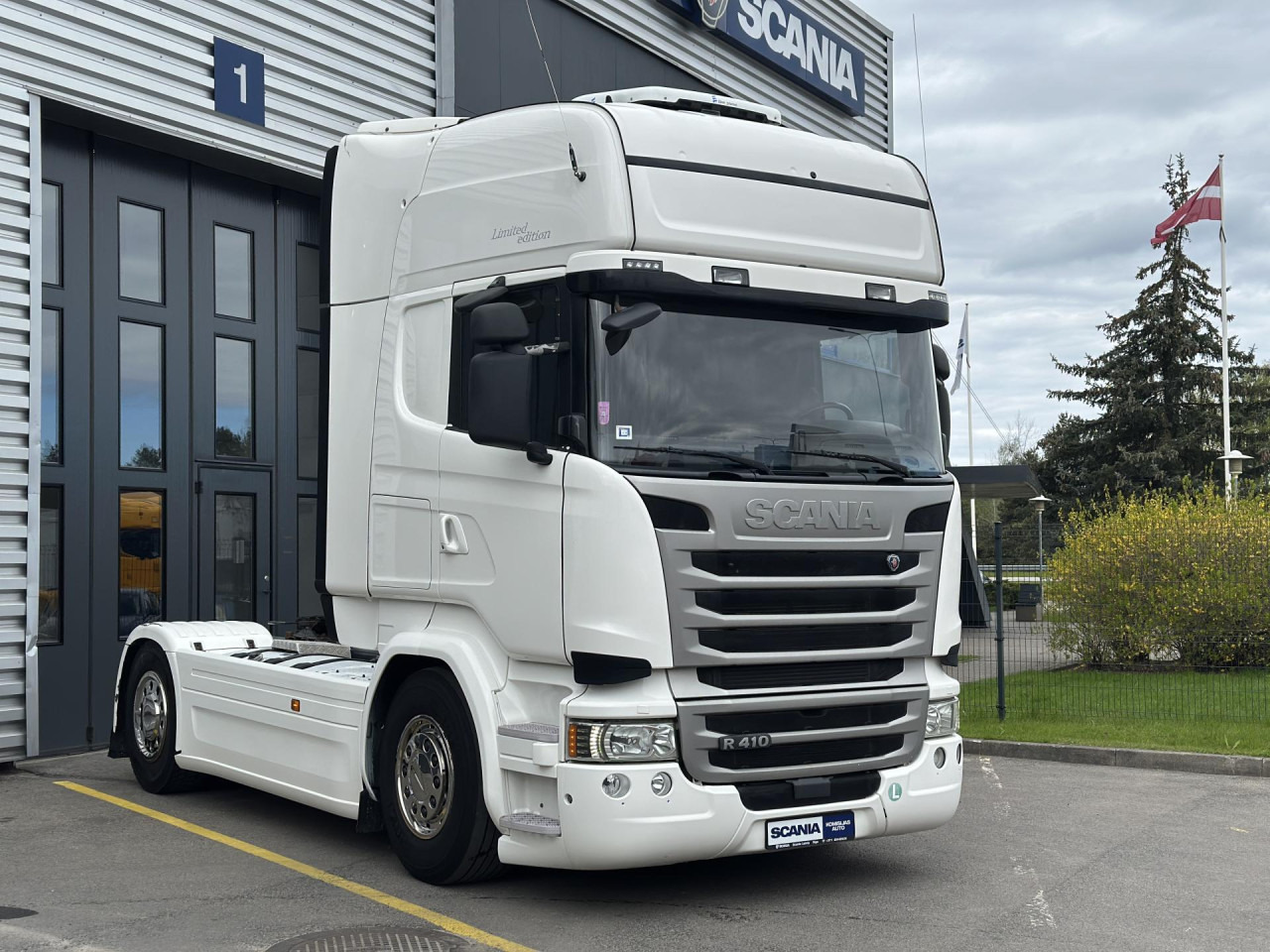 SCANIA R 410 LA4x2MNA - Sattelzugmaschine: das Bild 1 SCANIA R 410 LA4x2MNA - Sattelzugmaschine: das Bild 1