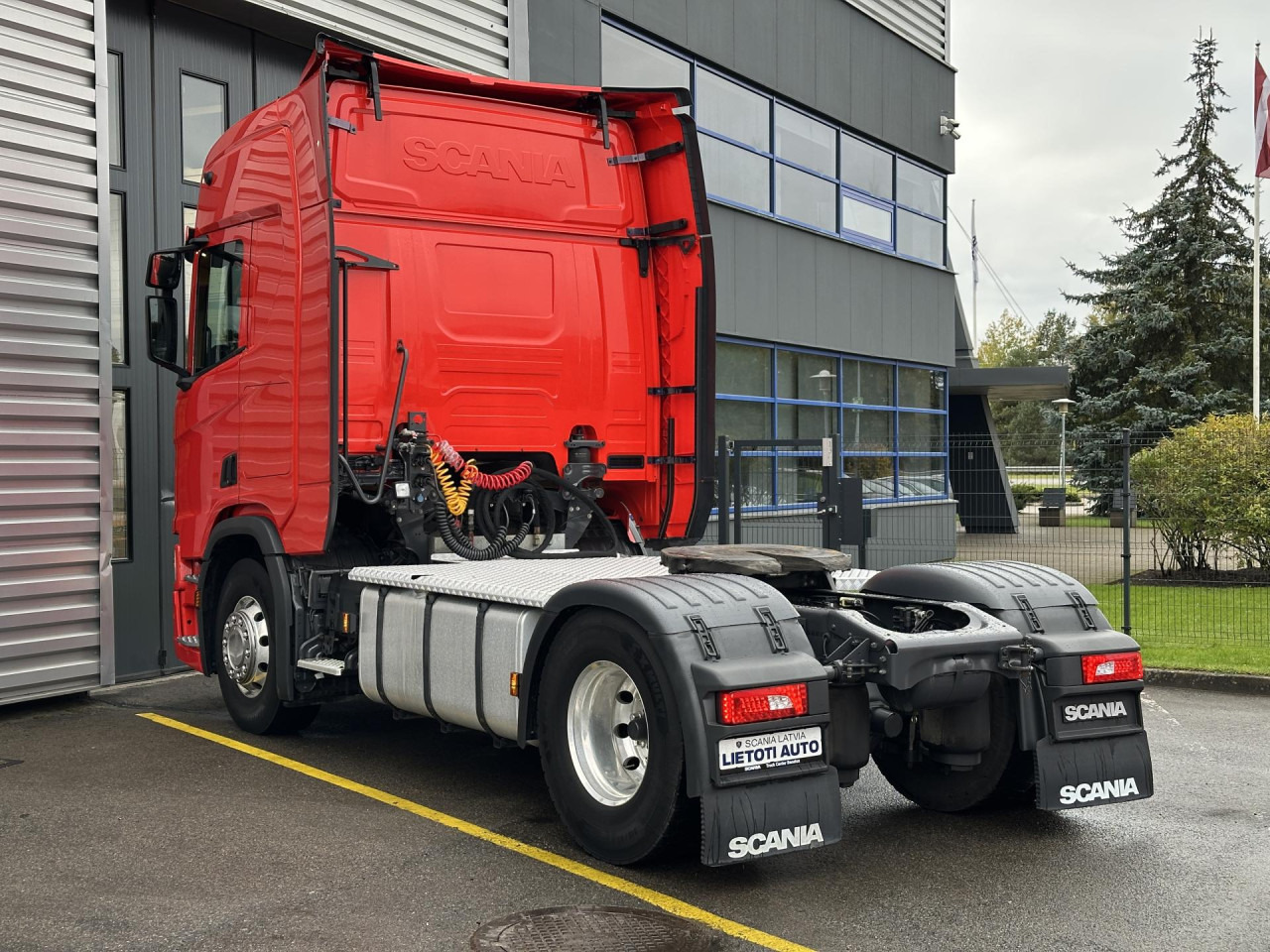 SCANIA R 450 A4x2NA - Sattelzugmaschine: das Bild 5 SCANIA R 450 A4x2NA - Sattelzugmaschine: das Bild 5