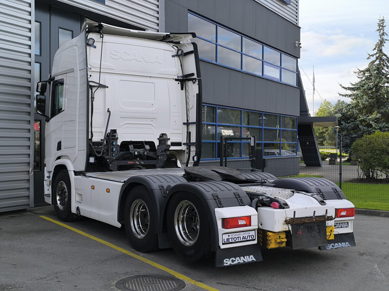 SCANIA R 500 A6x2NB - Sattelzugmaschine: das Bild 5 SCANIA R 500 A6x2NB - Sattelzugmaschine: das Bild 5