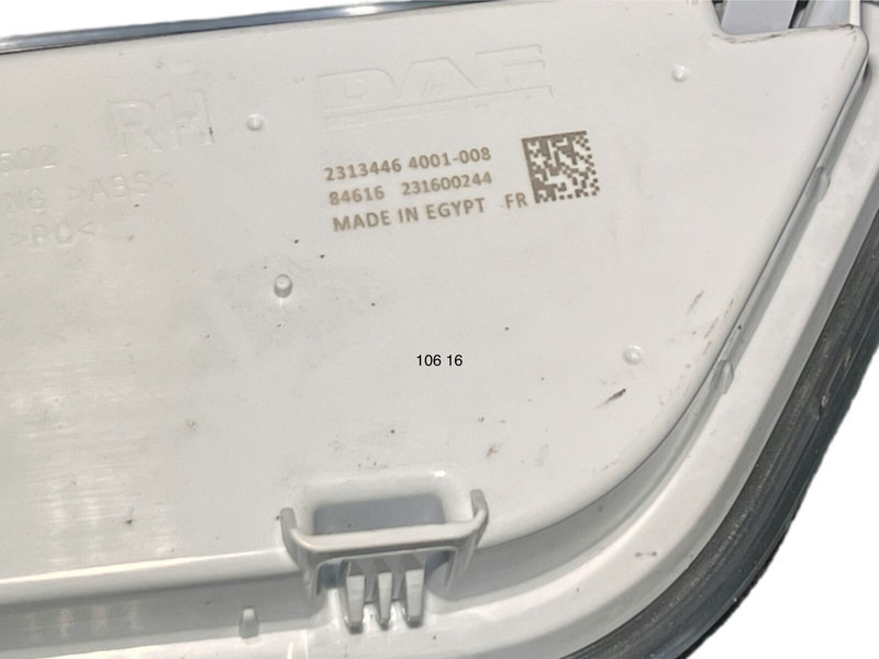 DAF XG - Hauptscheinwerfer: das Bild 3 DAF XG - Hauptscheinwerfer: das Bild 3