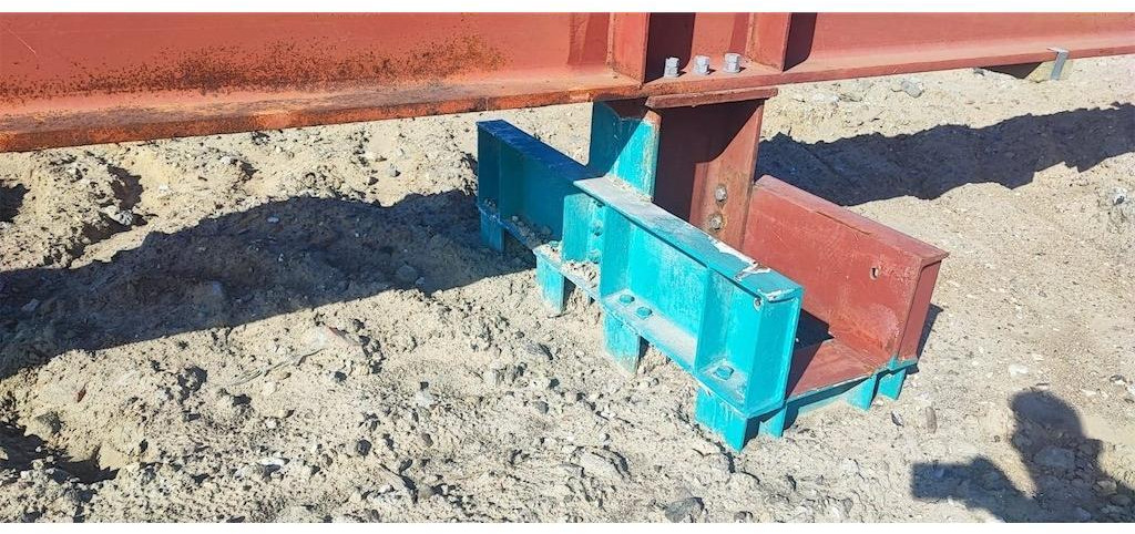 20,5 Meter - Baugeräte: das Bild 5 20,5 Meter - Baugeräte: das Bild 5