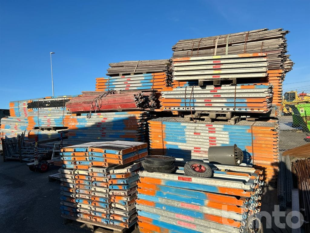 4000 kvm Ram - 1000 kvm Modul - Baugeräte: das Bild 2 4000 kvm Ram - 1000 kvm Modul - Baugeräte: das Bild 2