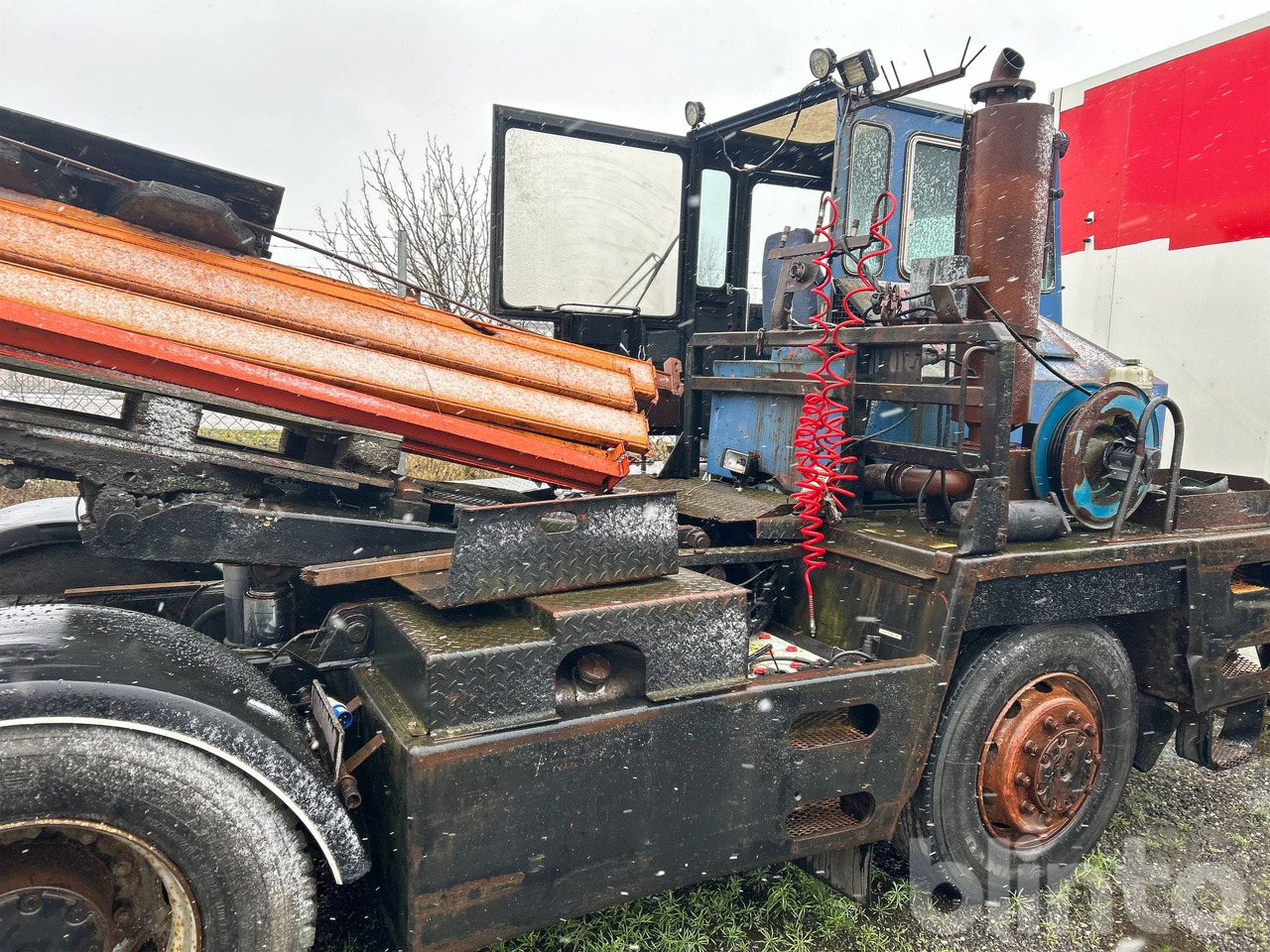 BOLLNÄS 304 T - Terminaltraktor: das Bild 3 BOLLNÄS 304 T - Terminaltraktor: das Bild 3