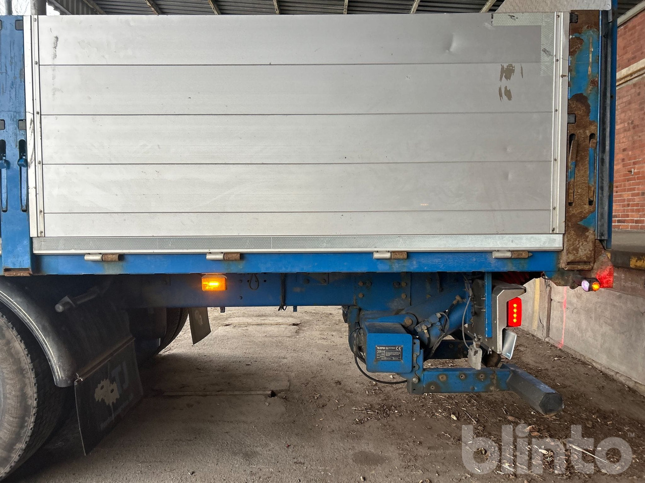 Pritsche LKW, Autokran Brädgårdsbil / SCANIA P250 / Nybesiktigad kran: das Bild 42 Pritsche LKW, Autokran Brädgårdsbil / SCANIA P250 / Nybesiktigad kran: das Bild 42