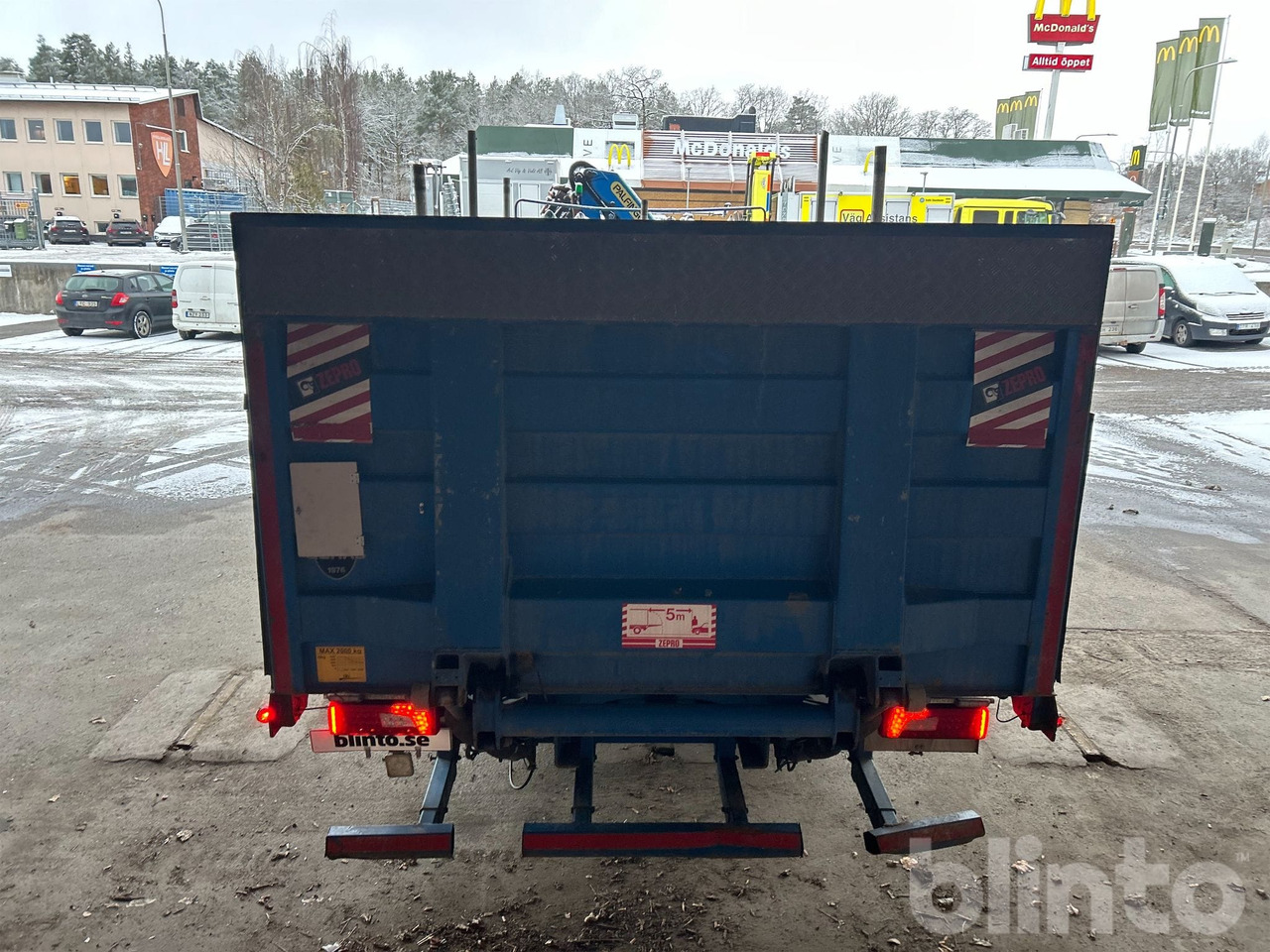 Pritsche LKW, Autokran Brädgårdsbil / SCANIA P250 / Nybesiktigad kran: das Bild 6 Pritsche LKW, Autokran Brädgårdsbil / SCANIA P250 / Nybesiktigad kran: das Bild 6