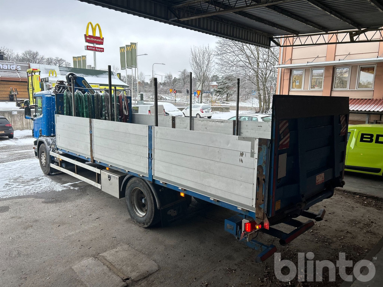 Pritsche LKW, Autokran Brädgårdsbil / SCANIA P250 / Nybesiktigad kran: das Bild 7 Pritsche LKW, Autokran Brädgårdsbil / SCANIA P250 / Nybesiktigad kran: das Bild 7