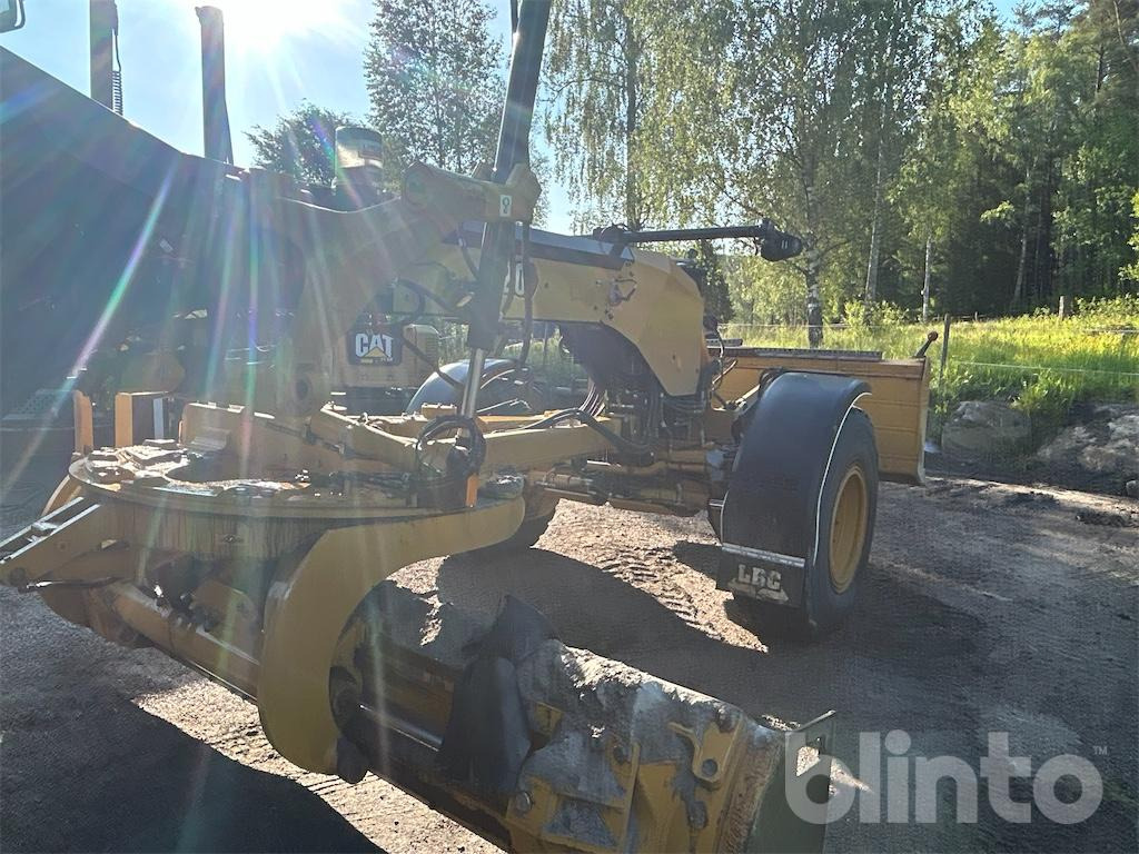 CATERPILLAR 120 AWD - Grader: das Bild 4 CATERPILLAR 120 AWD - Grader: das Bild 4