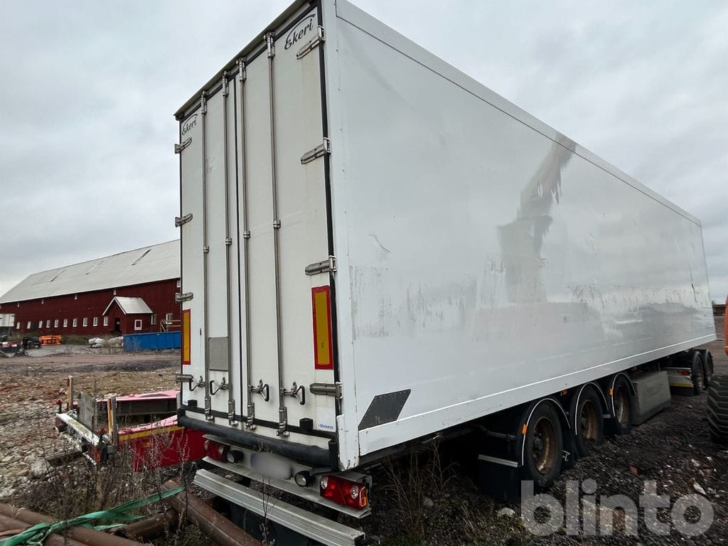 Ekeri/Krone - Koffer Anhänger: das Bild 2 Ekeri/Krone - Koffer Anhänger: das Bild 2