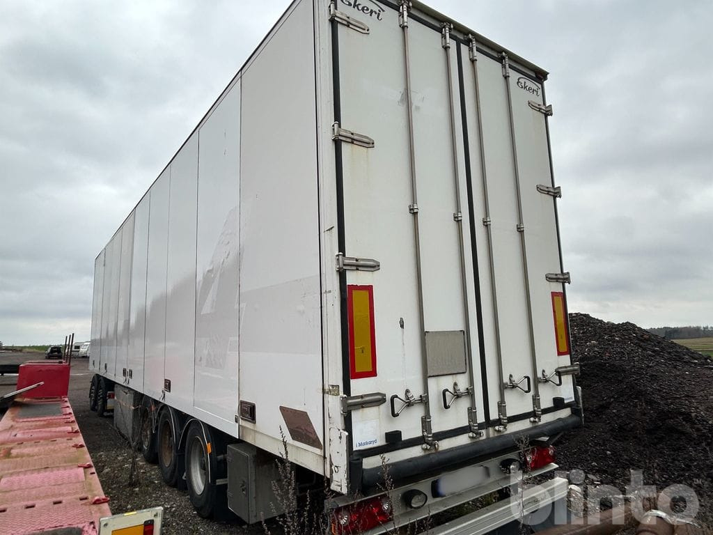 Ekeri/Krone - Koffer Anhänger: das Bild 3 Ekeri/Krone - Koffer Anhänger: das Bild 3