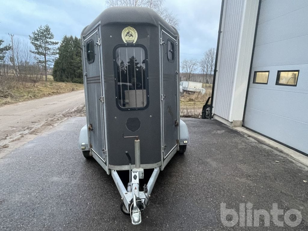 FAUTRAS PROVAN boggi - Pferdeanhänger: das Bild 3 FAUTRAS PROVAN boggi - Pferdeanhänger: das Bild 3