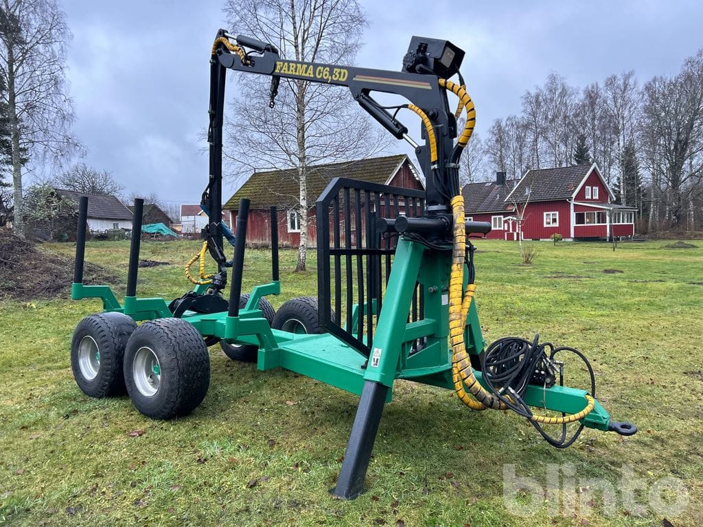 Farma - Rückewagen: das Bild 1 Farma - Rückewagen: das Bild 1