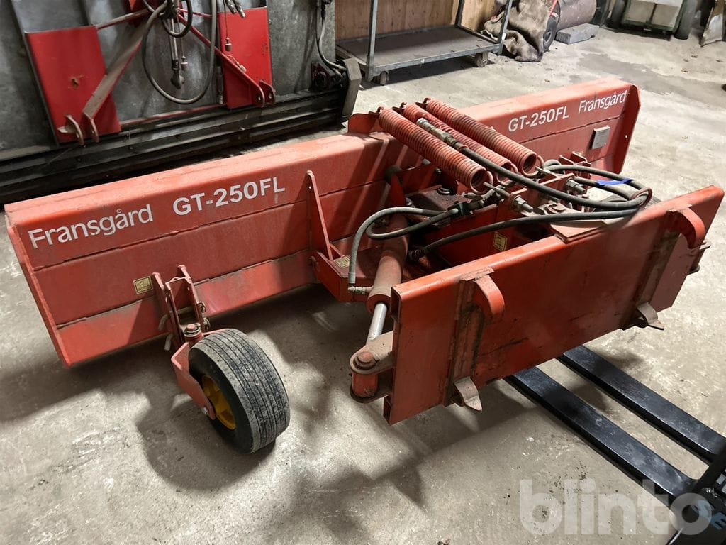Fransgård GT-250FL - Schneepflug: das Bild 4 Fransgård GT-250FL - Schneepflug: das Bild 4