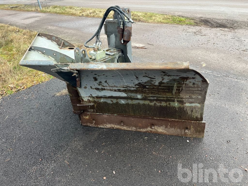 Holms KHV-2,4 - Planierschild: das Bild 5 Holms KHV-2,4 - Planierschild: das Bild 5