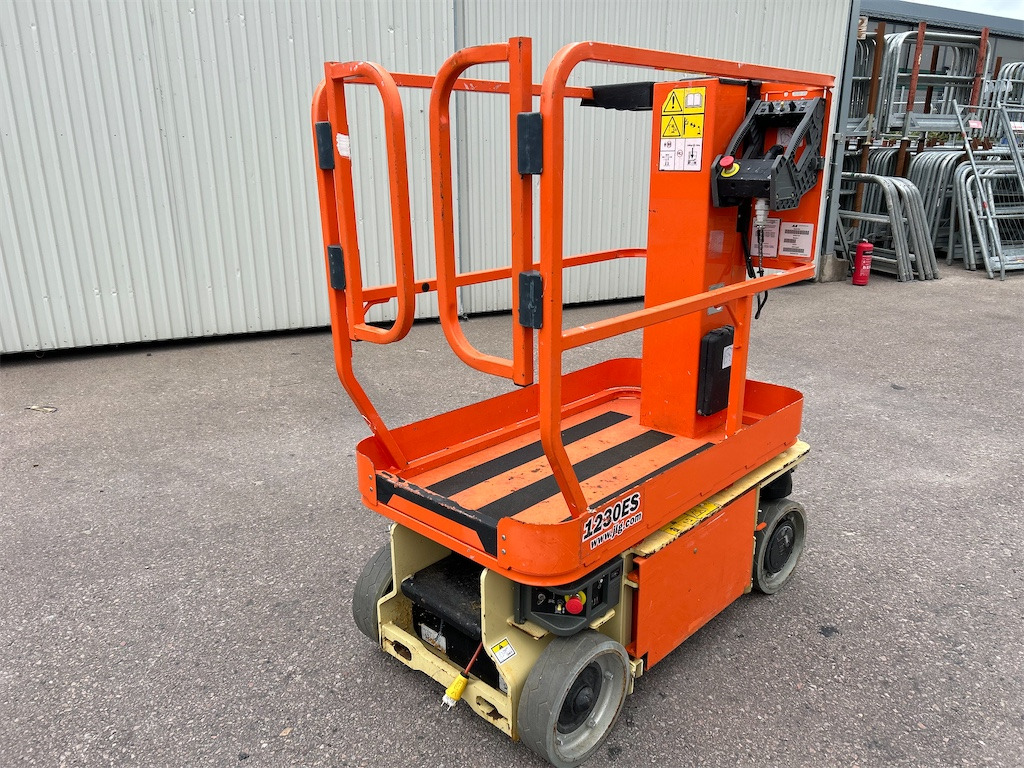 JLG 1230 ES - Teleskopmastbühne: das Bild 3 JLG 1230 ES - Teleskopmastbühne: das Bild 3