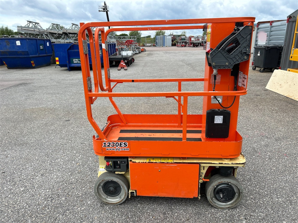 JLG 1230 ES - Teleskopmastbühne: das Bild 1 JLG 1230 ES - Teleskopmastbühne: das Bild 1