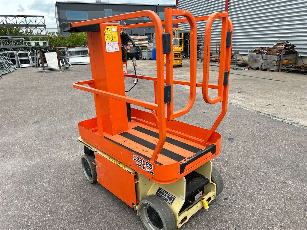 JLG 1230 ES - Teleskopmastbühne: das Bild 5 JLG 1230 ES - Teleskopmastbühne: das Bild 5