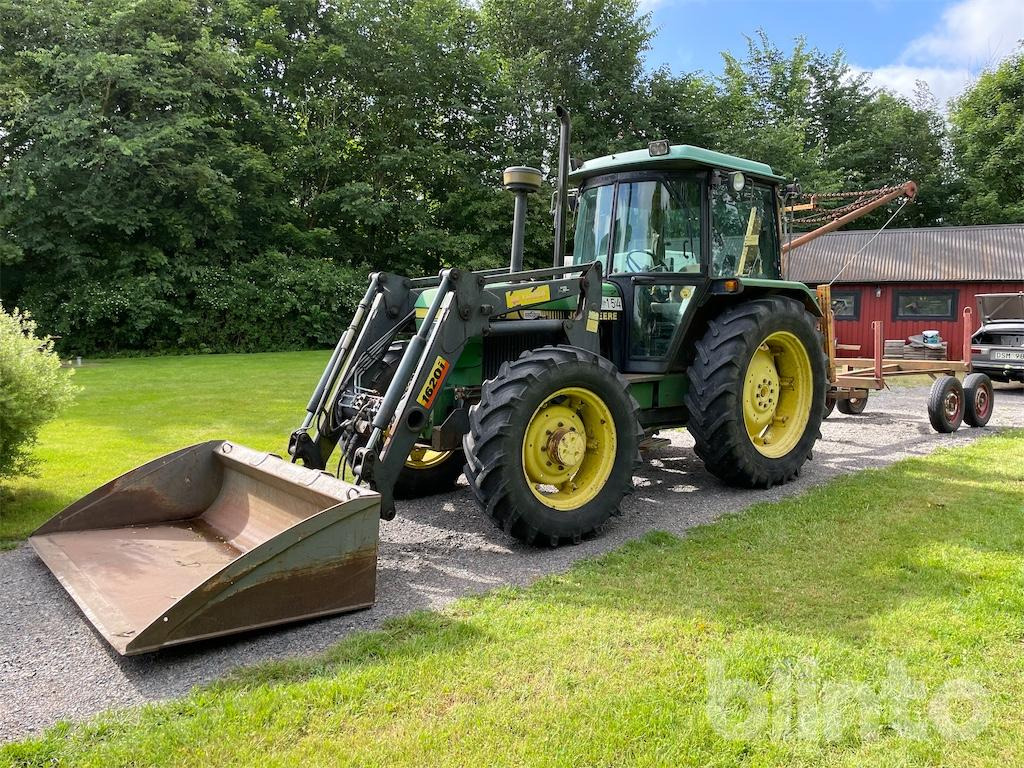 John Deere 2850 - Traktor: das Bild 1 John Deere 2850 - Traktor: das Bild 1