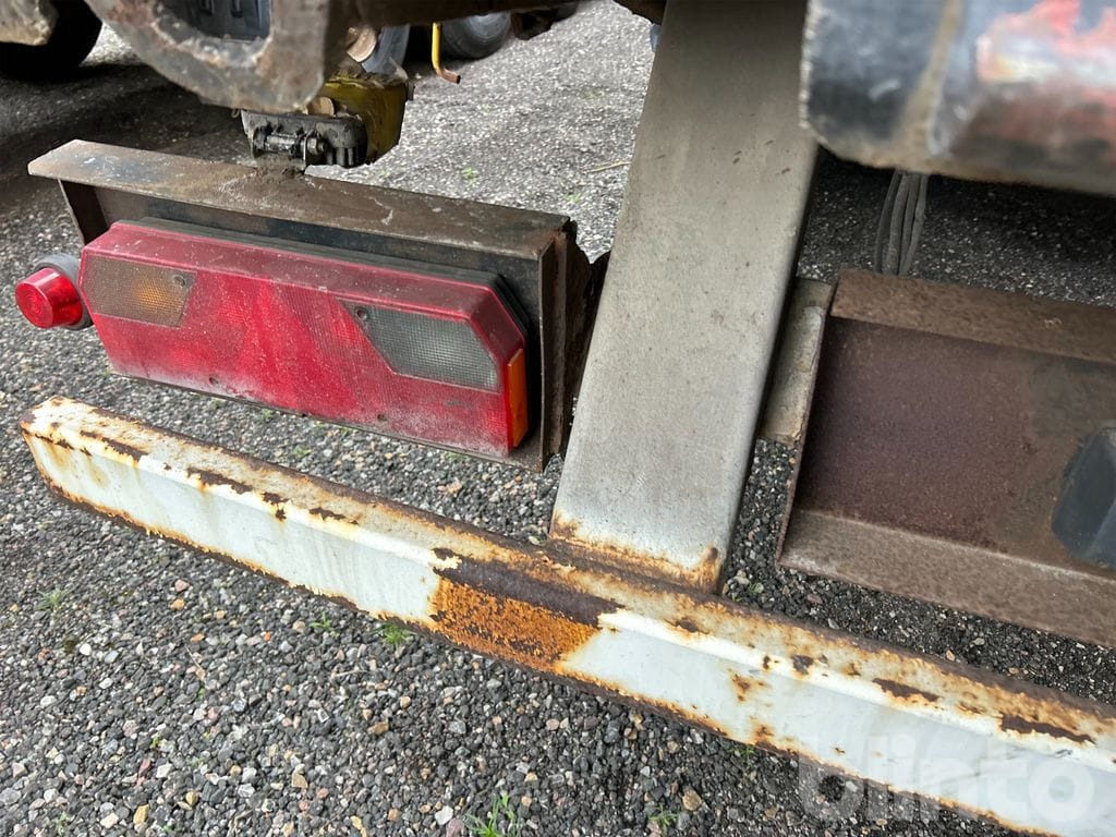 Planenauflieger KRONE SDP27ELB-CS-HPHDSB: das Bild 27 Planenauflieger KRONE SDP27ELB-CS-HPHDSB: das Bild 27