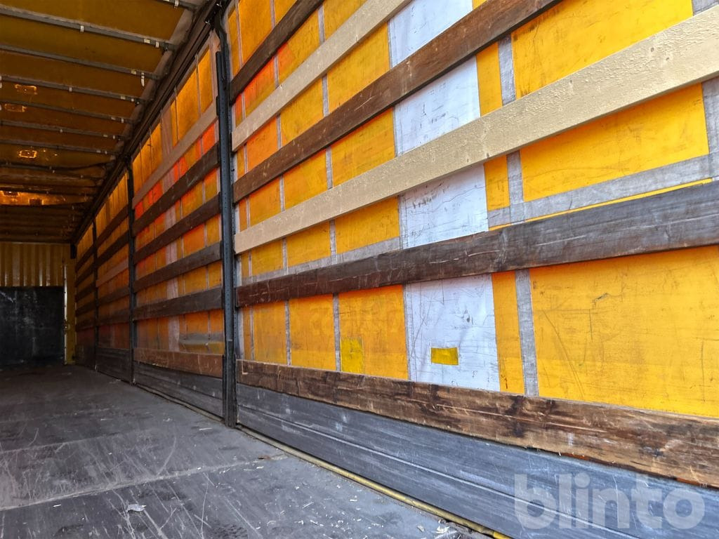 Planenauflieger KRONE SDP27ELB-CS-HPHDSB: das Bild 48 Planenauflieger KRONE SDP27ELB-CS-HPHDSB: das Bild 48