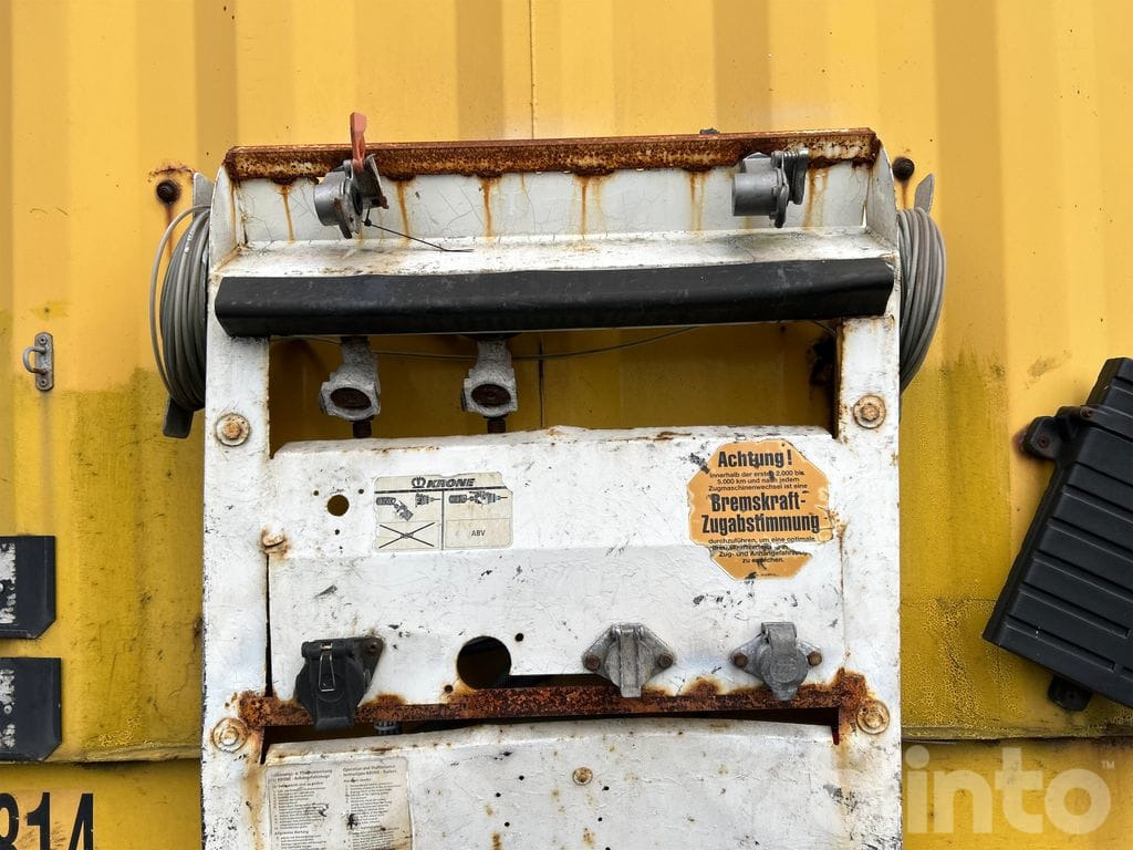 Planenauflieger KRONE SDP27ELB-CS-HPHDSB: das Bild 8 Planenauflieger KRONE SDP27ELB-CS-HPHDSB: das Bild 8