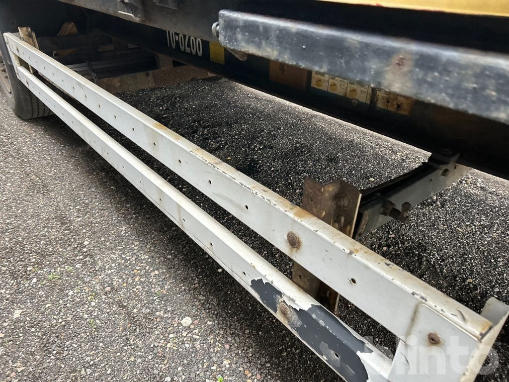 Planenauflieger KRONE SDP27ELB-CS-HPHDSB: das Bild 14 Planenauflieger KRONE SDP27ELB-CS-HPHDSB: das Bild 14