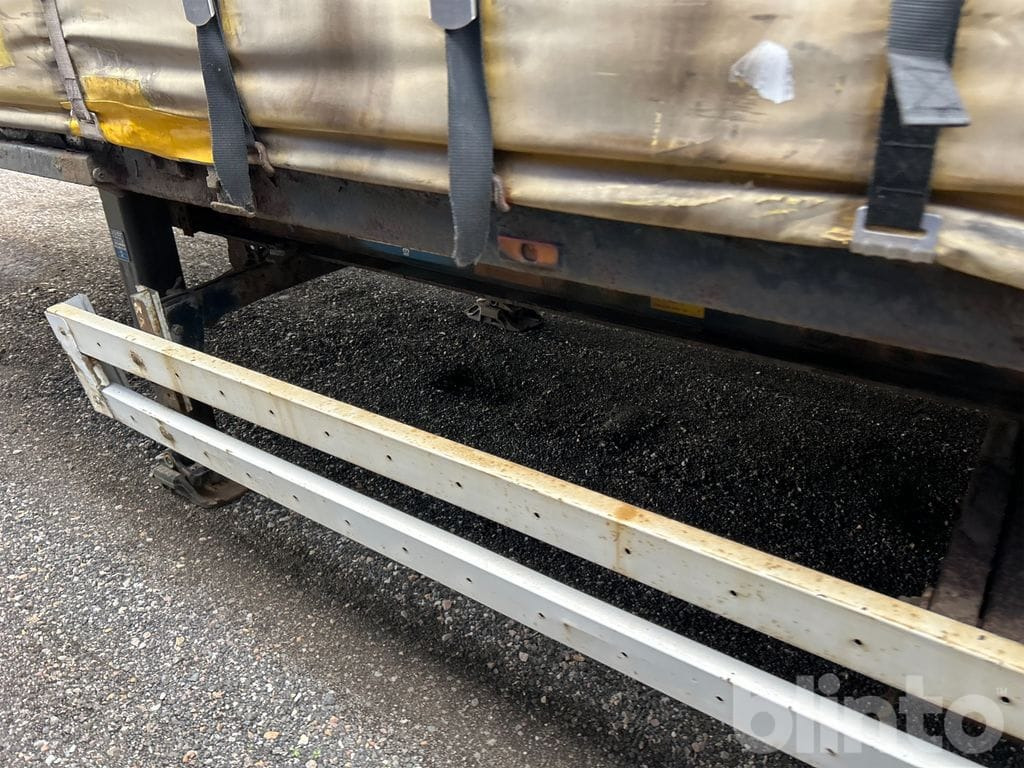 Planenauflieger KRONE SDP27ELB-CS-HPHDSB: das Bild 41 Planenauflieger KRONE SDP27ELB-CS-HPHDSB: das Bild 41