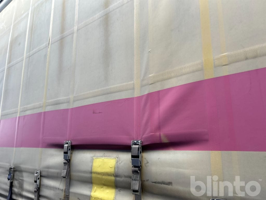 Planenauflieger KRONE SDP27ELB-CS-HPHDSB: das Bild 42 Planenauflieger KRONE SDP27ELB-CS-HPHDSB: das Bild 42