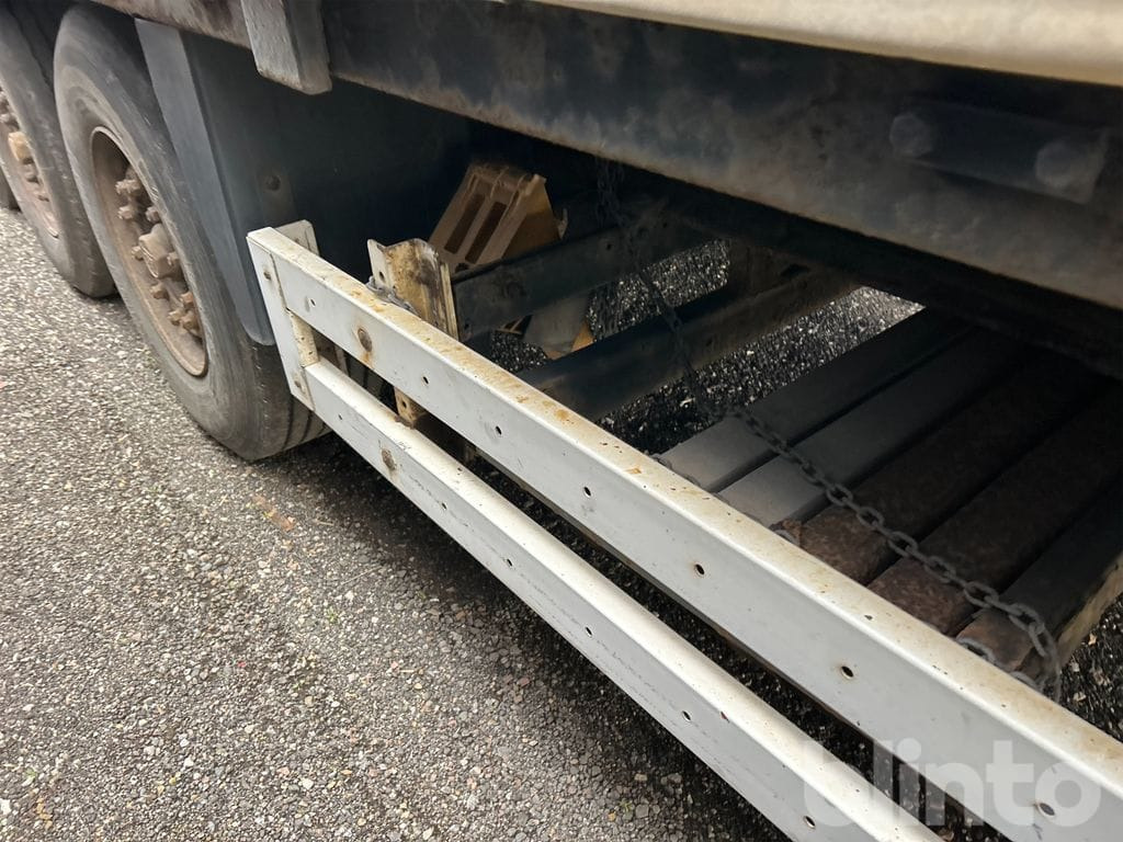 Planenauflieger KRONE SDP27ELB-CS-HPHDSB: das Bild 15 Planenauflieger KRONE SDP27ELB-CS-HPHDSB: das Bild 15