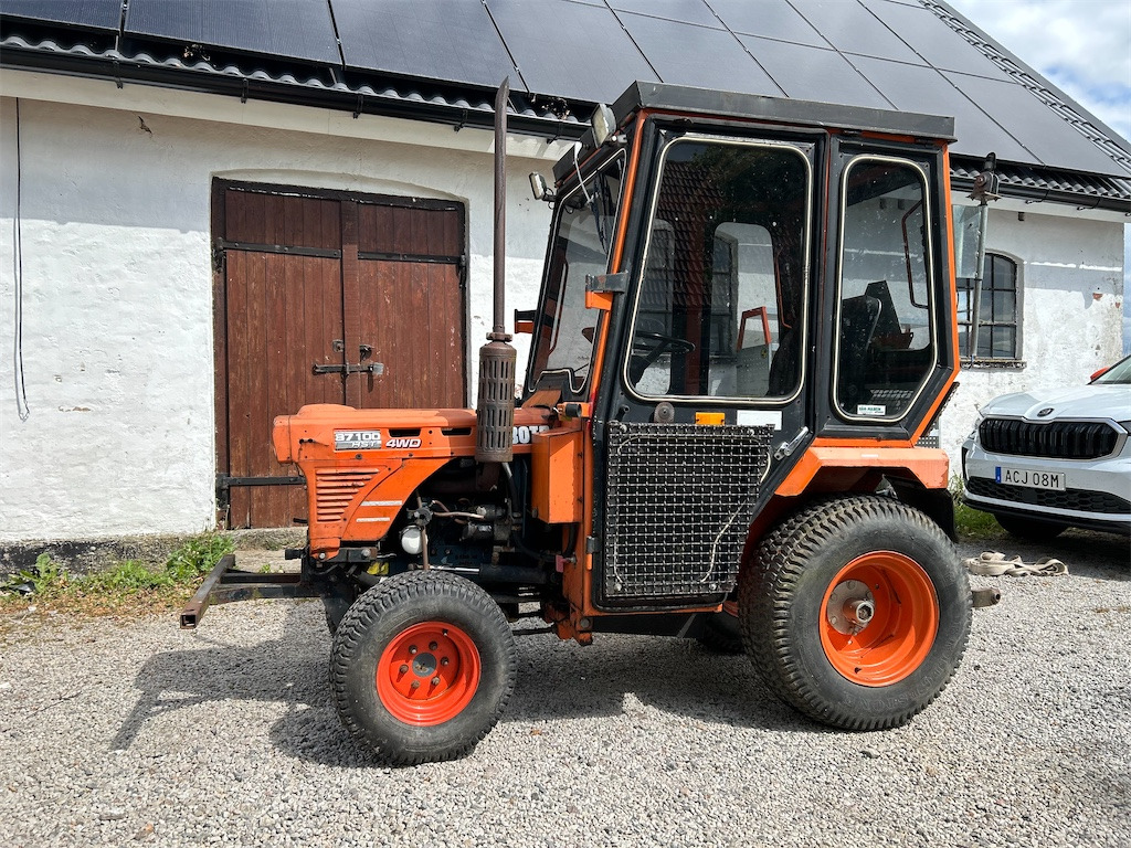 KUBOTA B 7100 HST - Traktor: das Bild 1 KUBOTA B 7100 HST - Traktor: das Bild 1
