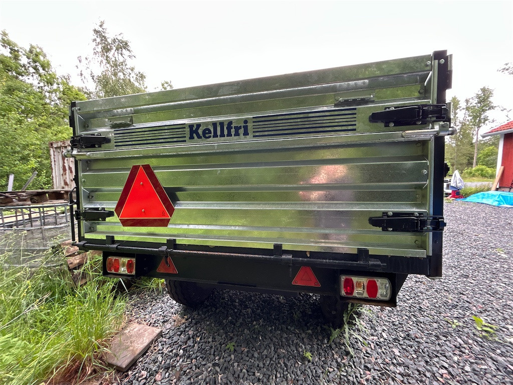 Kellfri TV 40 - Landwirtschaftlicher Kipper: das Bild 4 Kellfri TV 40 - Landwirtschaftlicher Kipper: das Bild 4