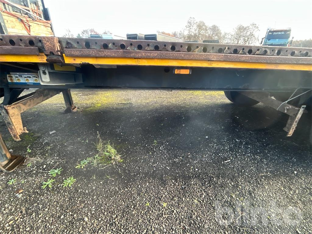 Pritschenauflieger/ Plattformauflieger Krone SD (2014): das Bild 44