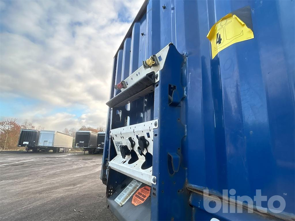 Pritschenauflieger/ Plattformauflieger Krone SD (2014): das Bild 22