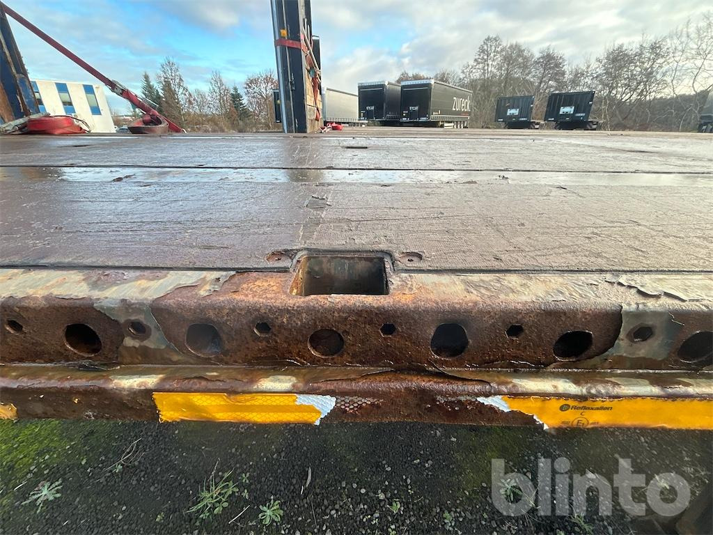 Pritschenauflieger/ Plattformauflieger Krone SD (2014): das Bild 31