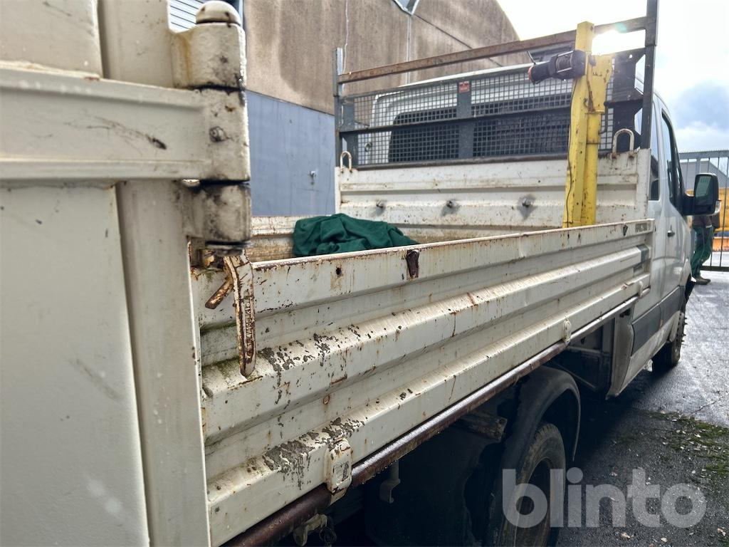 Mercedes-Benz Sprinter (2012) - Pritsche Transporter, Transporter mit Doppelkabine: das Bild 4 Mercedes-Benz Sprinter (2012) - Pritsche Transporter, Transporter mit Doppelkabine: das Bild 4