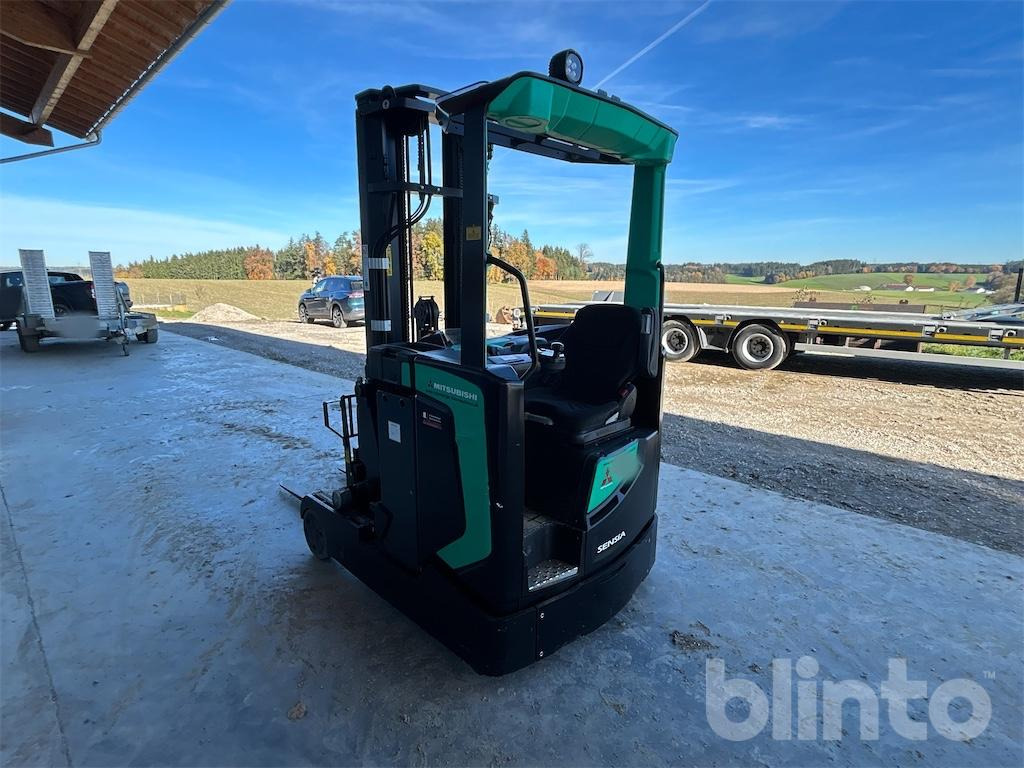 Mitsubishi RB14N2S (2020) - Schubmaststapler: das Bild 4 Mitsubishi RB14N2S (2020) - Schubmaststapler: das Bild 4