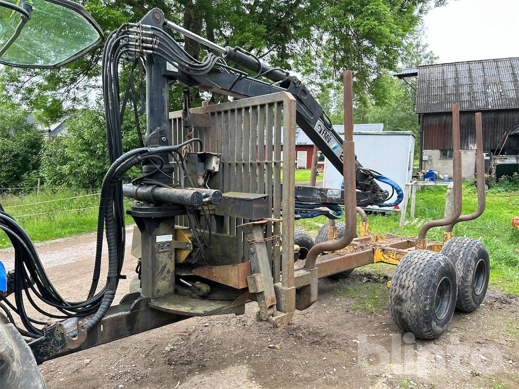 Moheda med FMV kran - Rückewagen: das Bild 1 Moheda med FMV kran - Rückewagen: das Bild 1