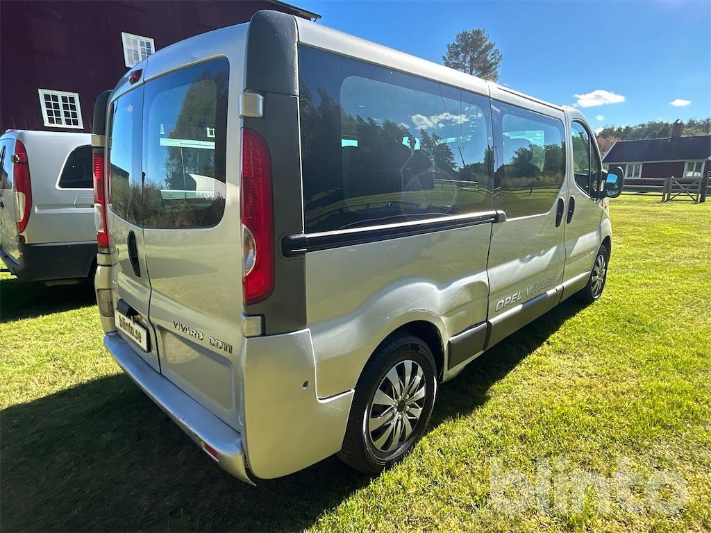 Opel Vivaro 2.0CDT - Kleinbus, Personentransporter: das Bild 5 Opel Vivaro 2.0CDT - Kleinbus, Personentransporter: das Bild 5