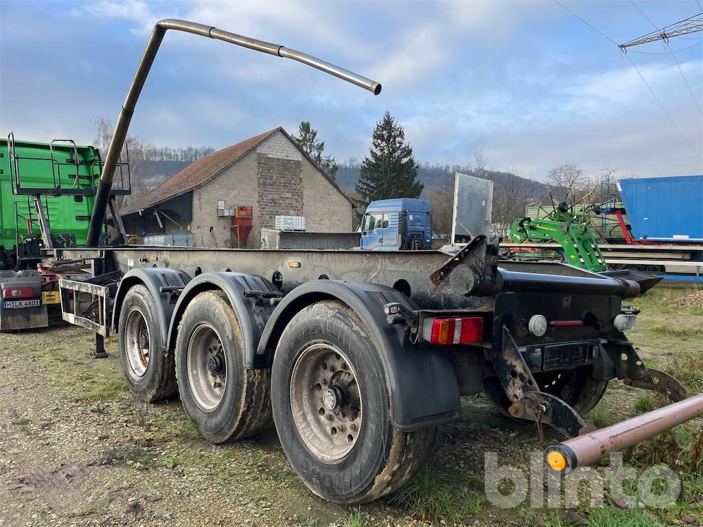 Reisch (2009) - Kipper Auflieger: das Bild 2 Reisch (2009) - Kipper Auflieger: das Bild 2