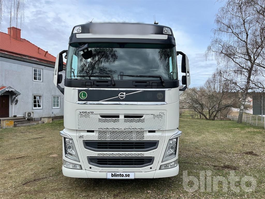 VOLVO FH 6*2 - Sattelzugmaschine: das Bild 2 VOLVO FH 6*2 - Sattelzugmaschine: das Bild 2