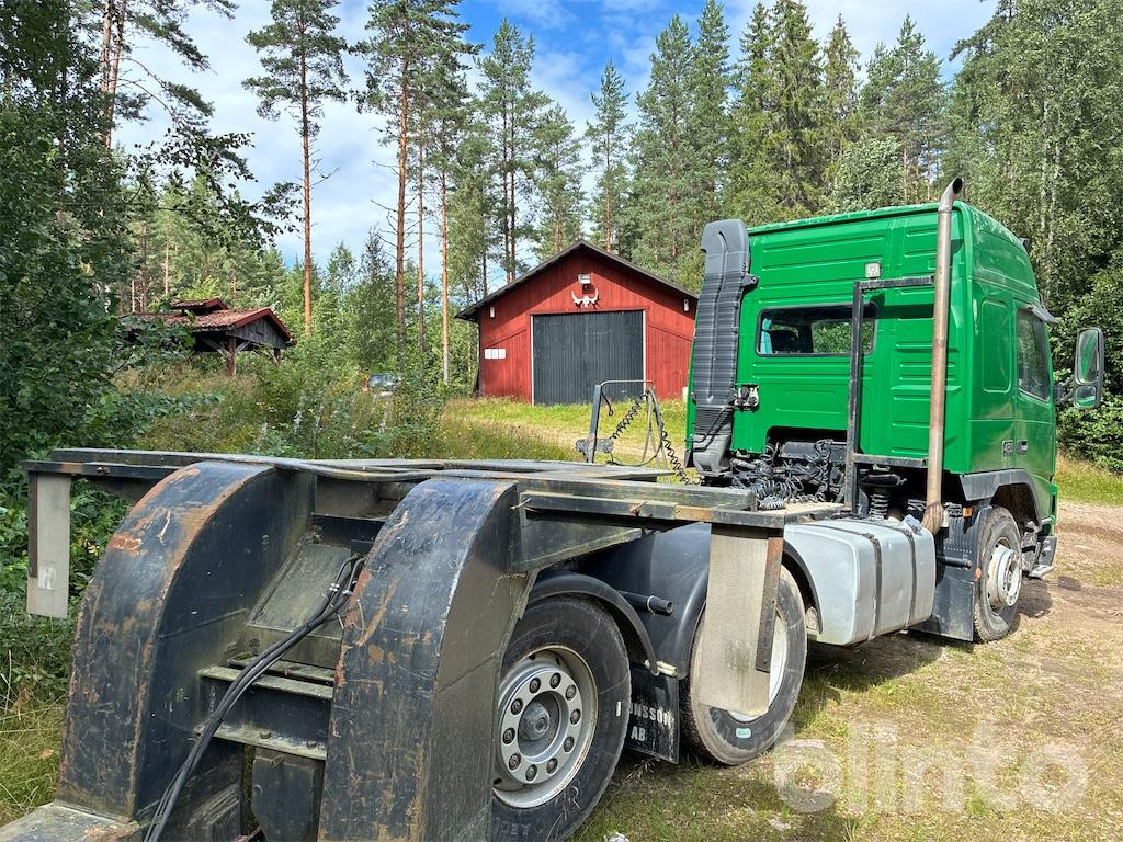 VOLVO FM12 6*2 - Sattelzugmaschine, Autotransporter Auflieger: das Bild 3 VOLVO FM12 6*2 - Sattelzugmaschine, Autotransporter Auflieger: das Bild 3